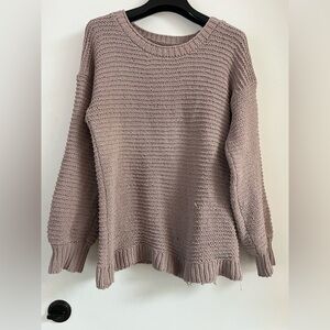 Abercrombie and Fitch womens sweaters
Size: M